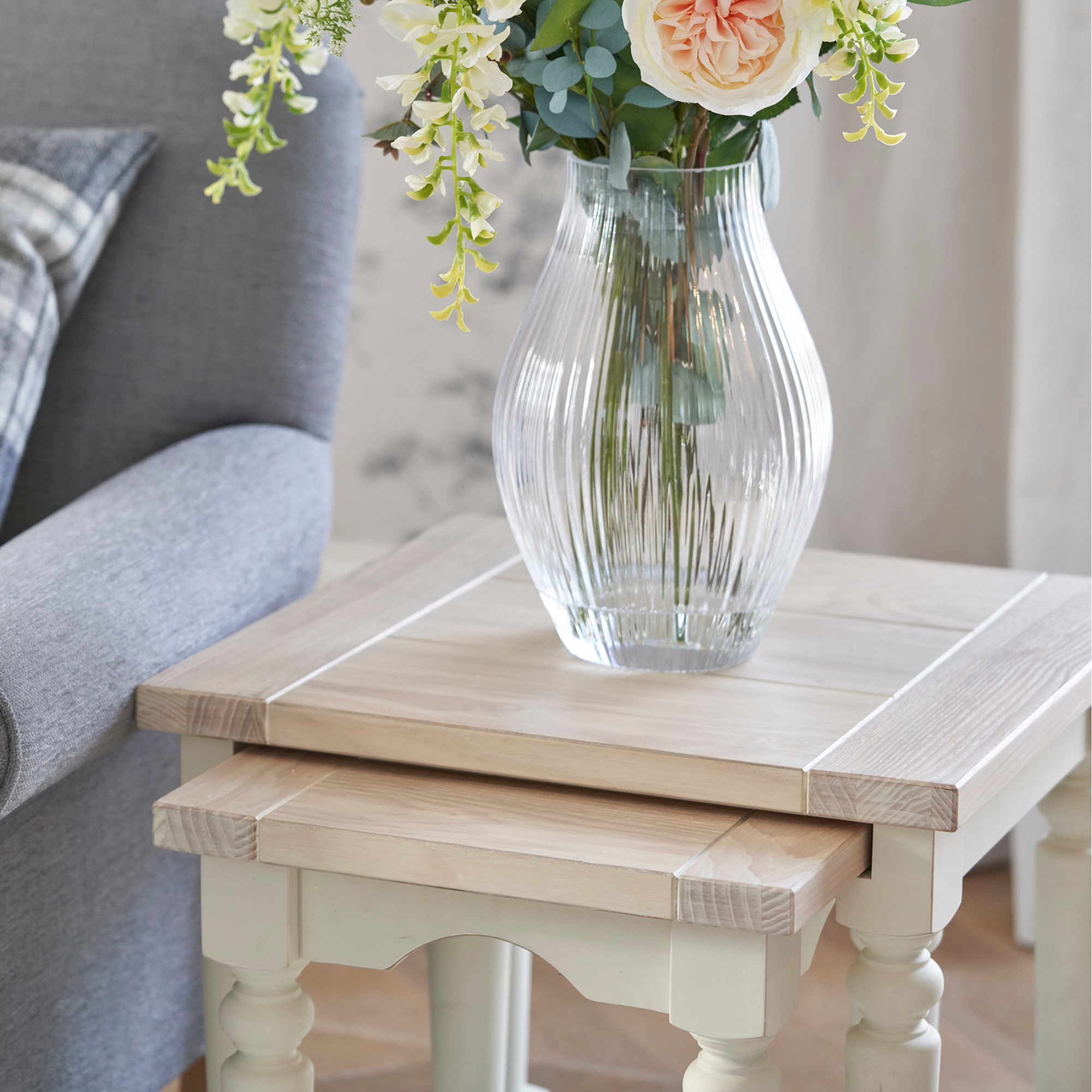 Dorset White Nest of 2 Tables