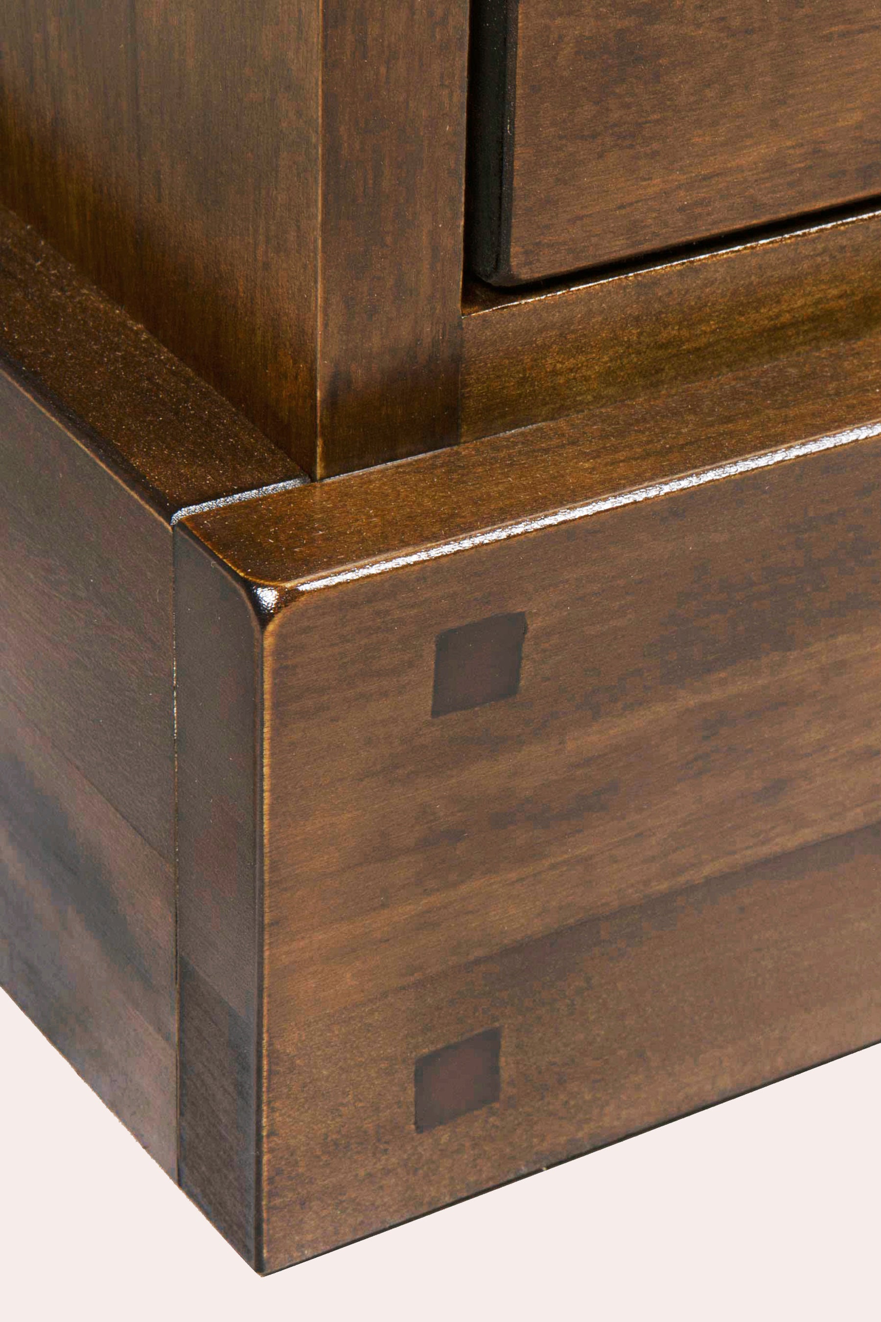 Garrat 4 + 4 Drawer Chest