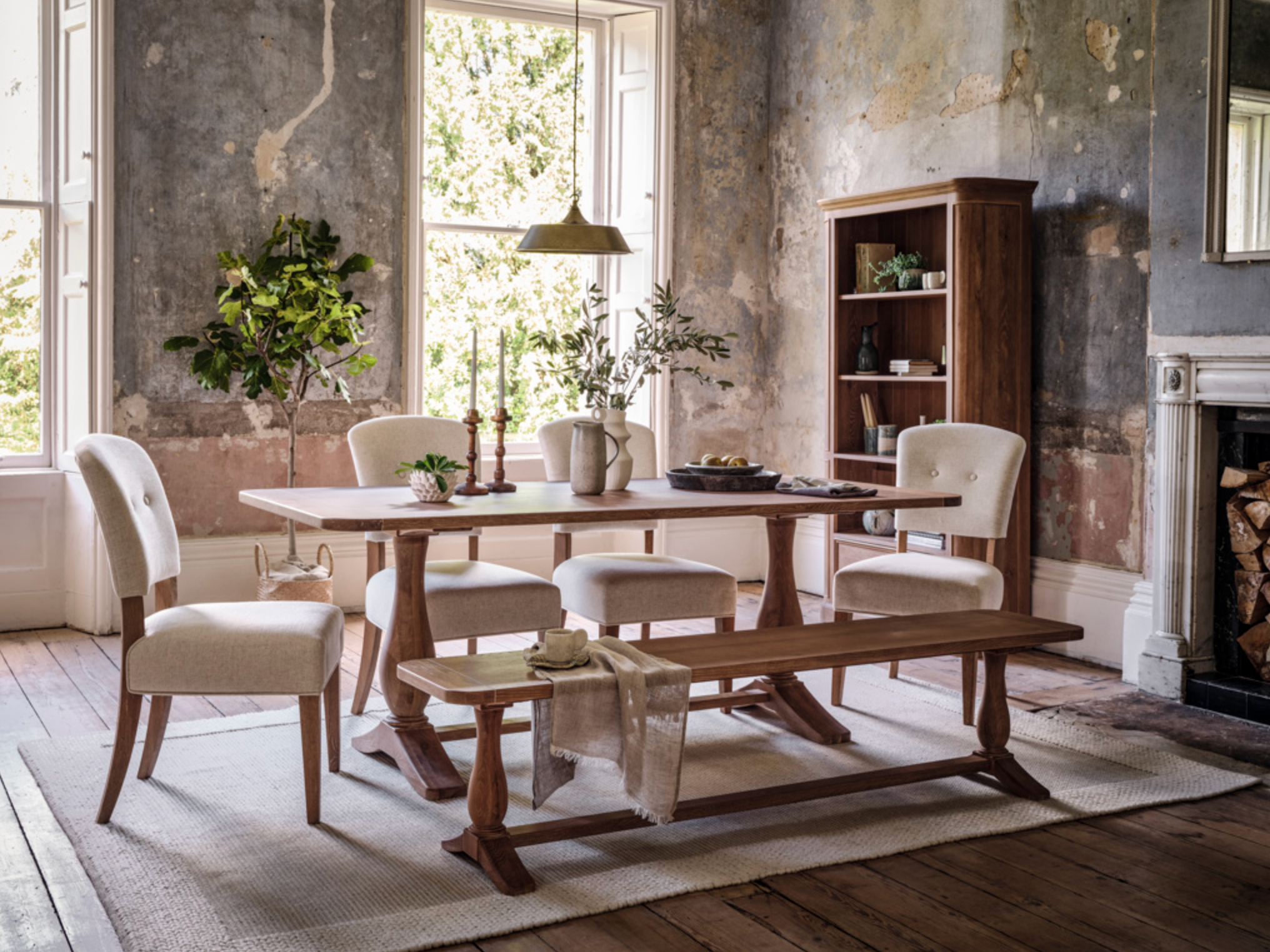 Cannes Dining Table
