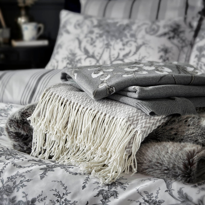 Tuileries Charcoal Duvet Set