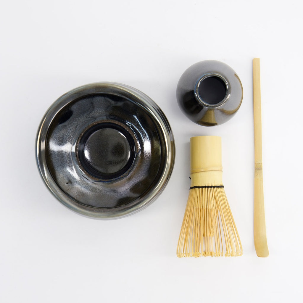 Matcha Gift Set of 4 with Bowl, Bamboo Whisk, Spoon & Holder