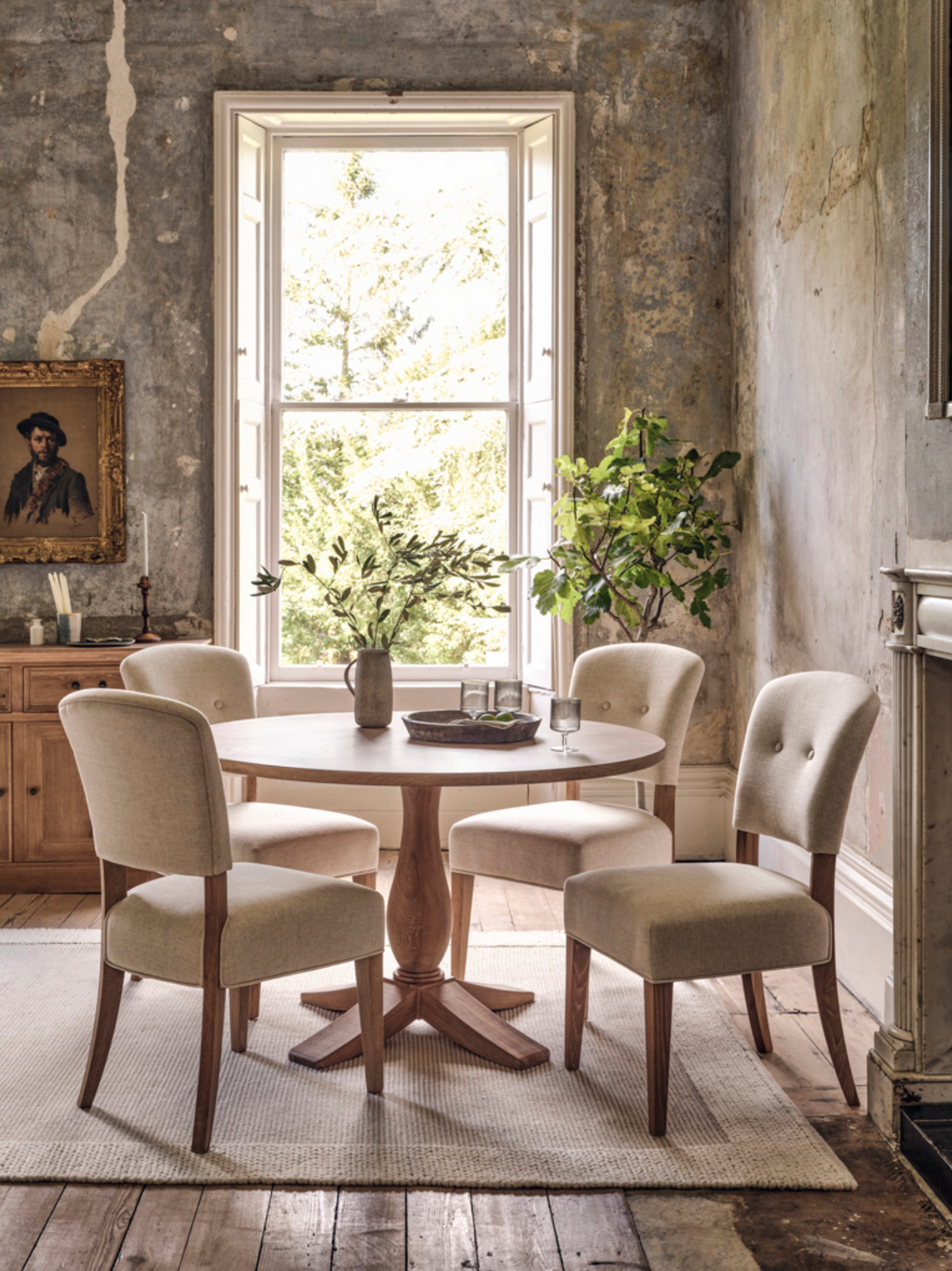 Cannes Round Dining Table