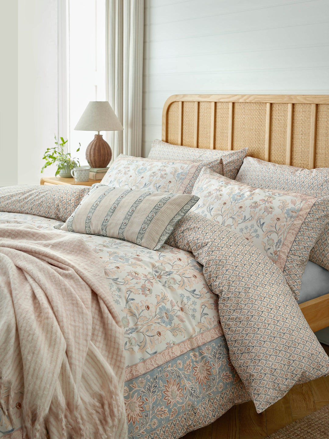 Semington Dusty Pink Duvet Set