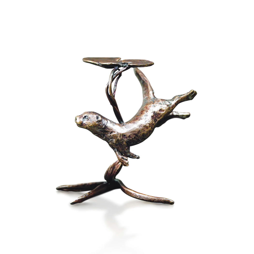 Butler & Peach Miniature Bronze Otter