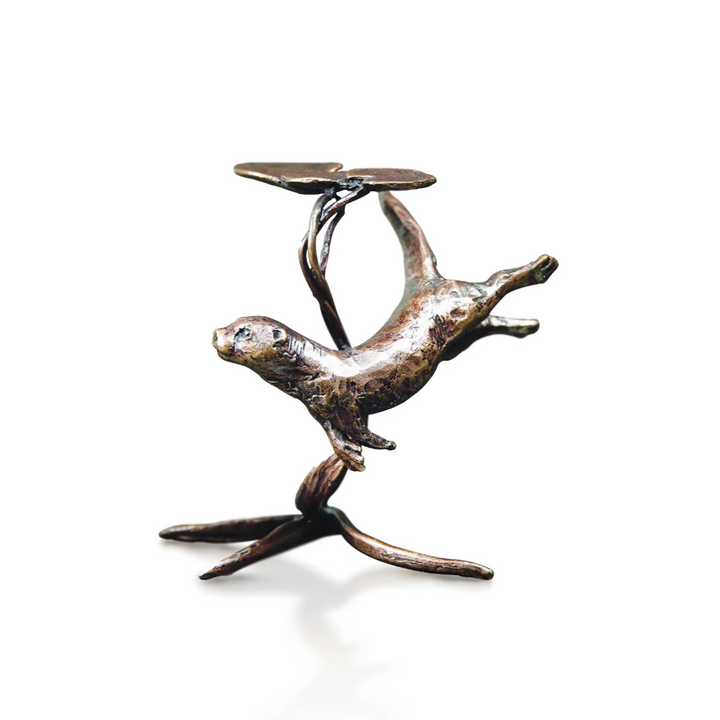 Butler & Peach Miniature Bronze Otter