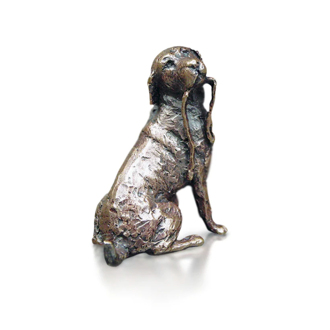 Butler & Peach Miniature Bronze Labrador