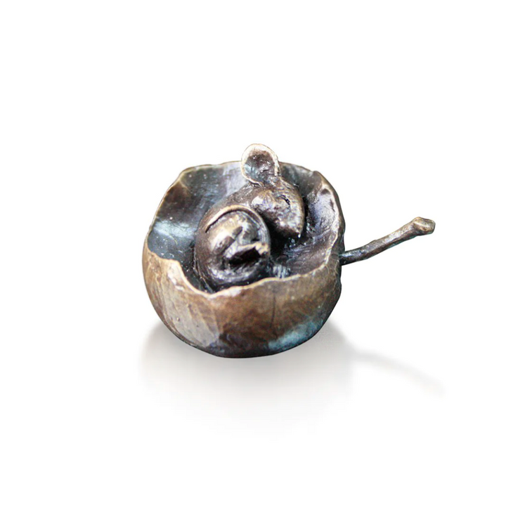 Butler & Peach Miniature Bronze Mouse in Apple